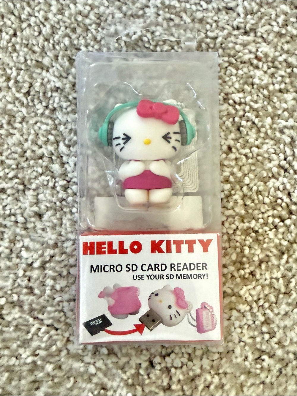 Hello Kitty Micro SD Card Reader USB Memory - Picture 2 of 3